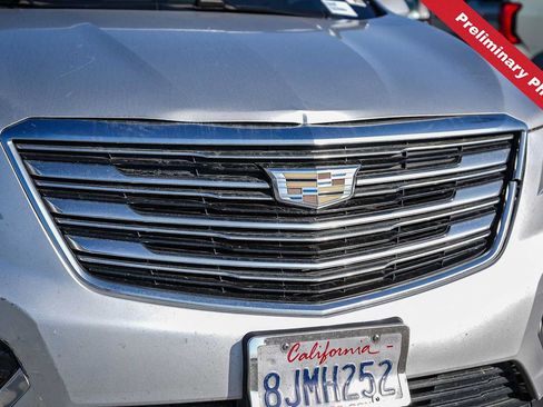 Used 2019 Cadillac XT5 FWD image 5