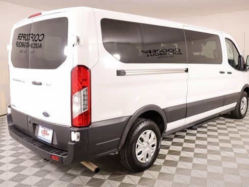 Used 2023 Ford Transit 350 XLT image 21
