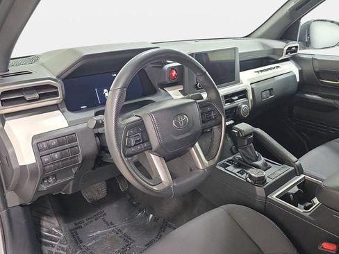 Certified 2024 Toyota Tacoma TRD Off-Road AWD/4WD image 13