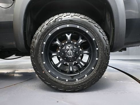 Used 2011 GMC Sierra 1500 SLE w/ Power Tech Package image 13