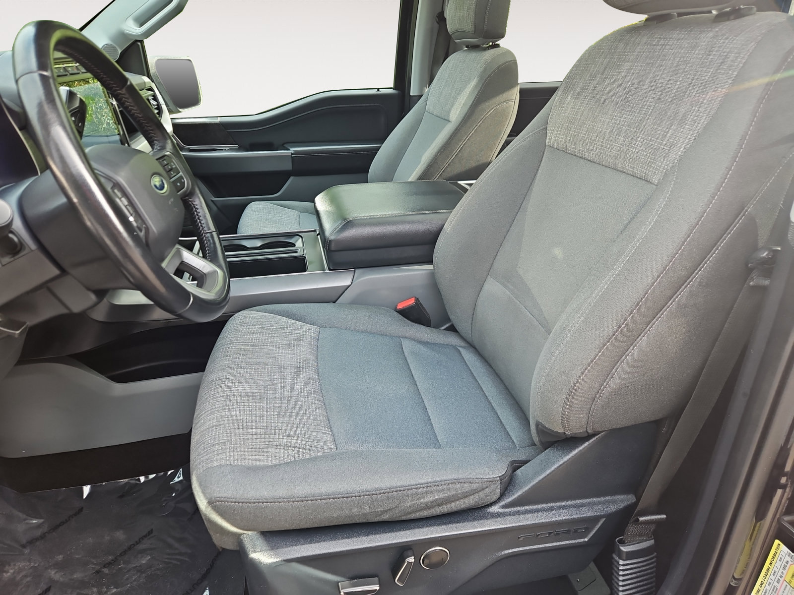 Used 2021 Ford F150 XLT w/ Equipment Group 302A High AWD/4WD image 9