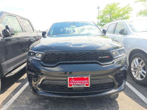 Used 2025 Dodge Durango GT AWD/4WD image 2