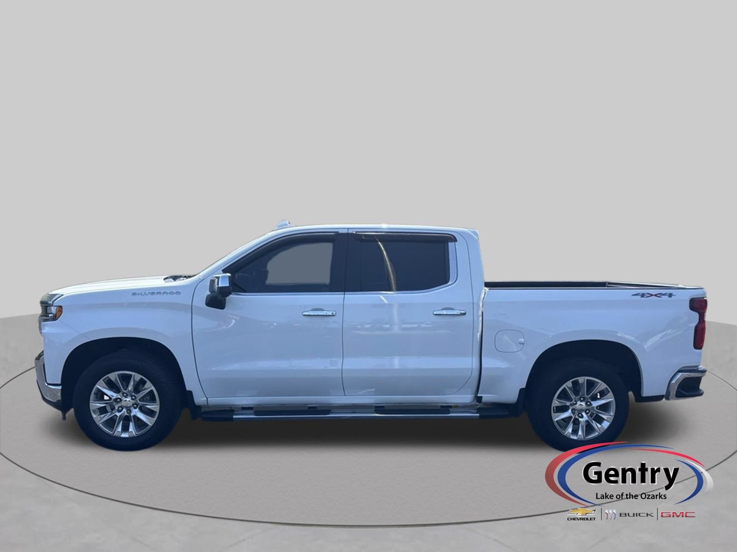 Used 2019 Chevrolet Silverado 1500 LTZ w/ LTZ Plus Package AWD/4WD image 2