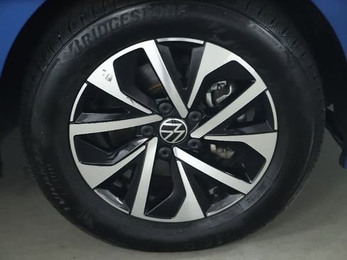 Used 2023 Volkswagen Jetta S image 10