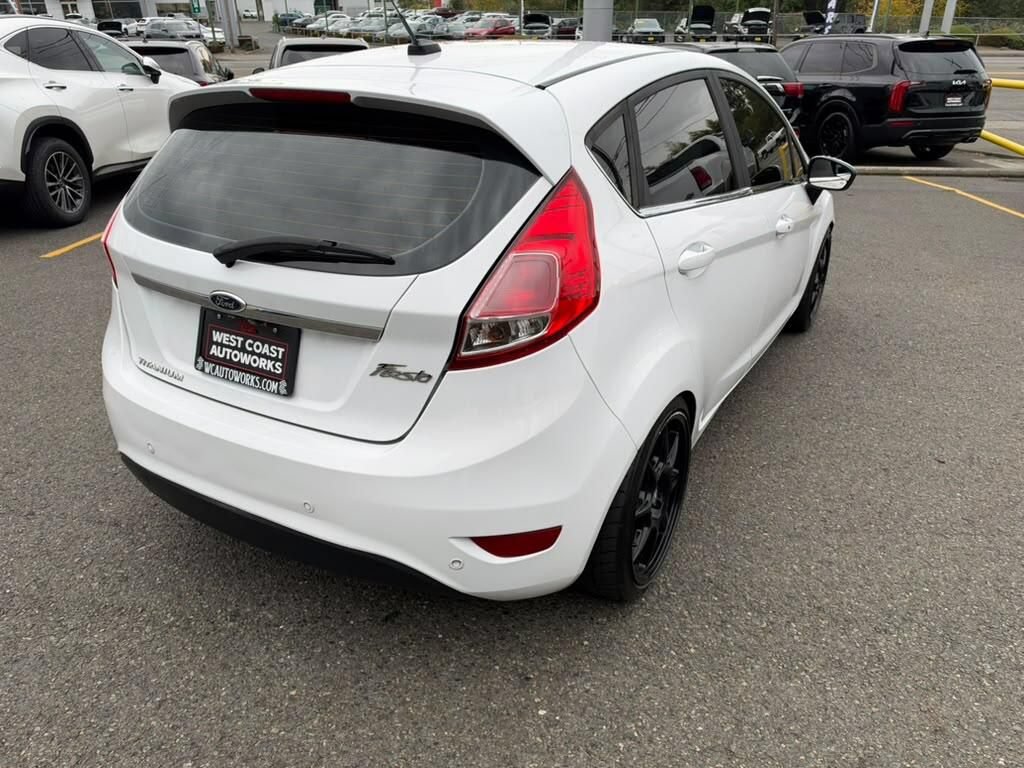 Used 2015 Ford Fiesta Titanium FWD image 5