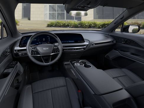 New 2026 Cadillac Lyriq Sport w/ LPO, Floor Liner Package AWD/4WD image 15