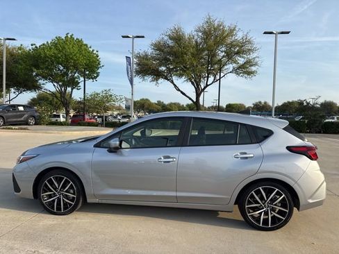 Used 2025 Subaru Impreza 2.0i Sport image 6