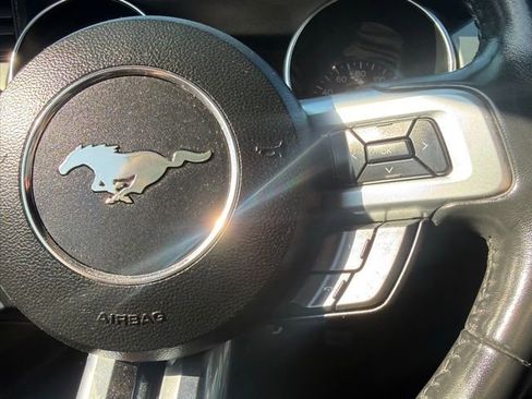 Used 2022 Ford Mustang Premium image 19