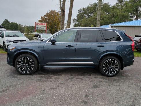 New 2026 Volvo XC90 B6 Plus w/ Protection Package Premier image 7