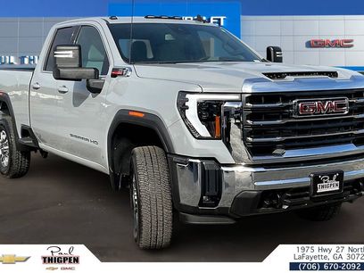 New 2025 GMC Sierra 2500 SLE w/ Preferred Package