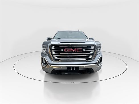 Used 2022 GMC Sierra 1500 SLT w/ SLT Premium Plus Package image 3