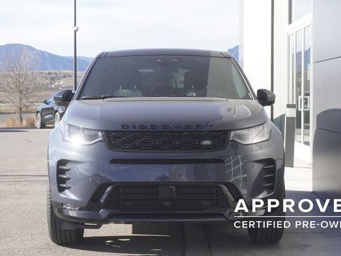 Used 2025 Land Rover Discovery Sport Dynamic SE image 5