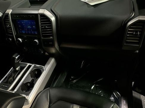 Used 2019 Ford F150 Platinum w/ Equipment Group 701A Luxury image 37