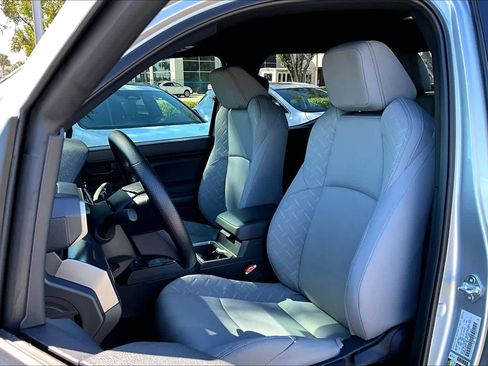 Used 2026 Toyota Tacoma SR5 image 8