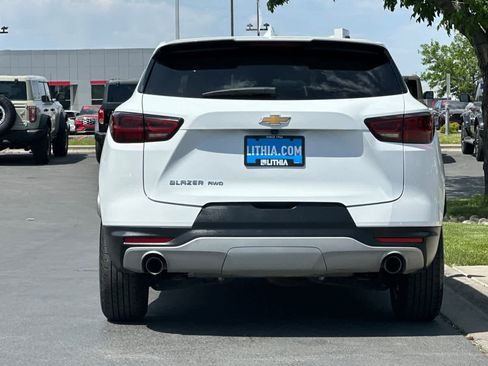 Used 2025 Chevrolet Blazer LT AWD/4WD image 7