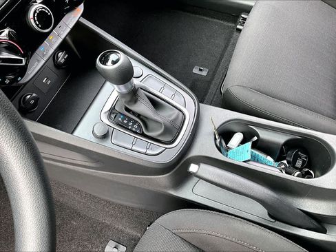 Used 2023 Hyundai Kona SEL image 14