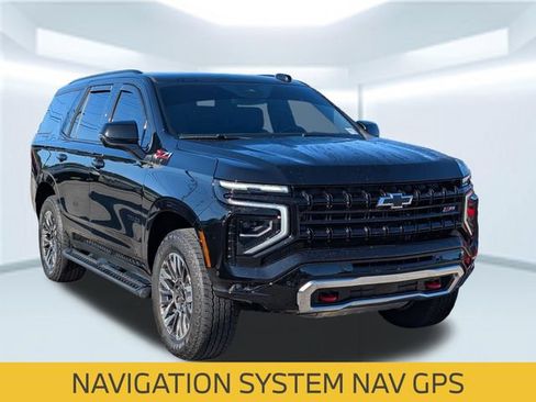 Used 2025 Chevrolet Tahoe Z71 w/ Comfort Package AWD/4WD image 8