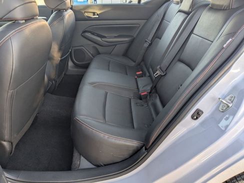 Used 2025 Nissan Altima 2.5 SR w/ SR Premium Package image 22