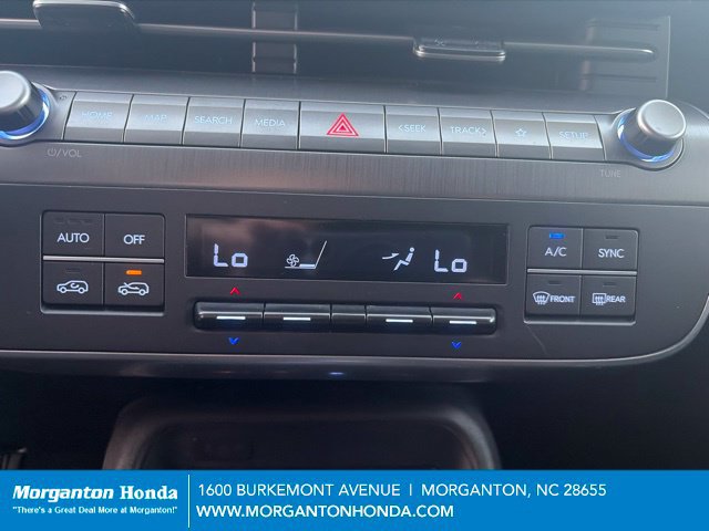 Used 2025 Hyundai Kona SEL AWD/4WD image 20