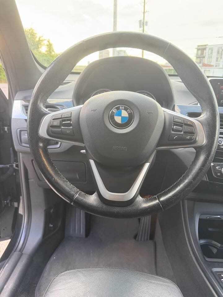 Used 2018 BMW X1 xDrive28i w/ Convenience Package AWD/4WD image 12