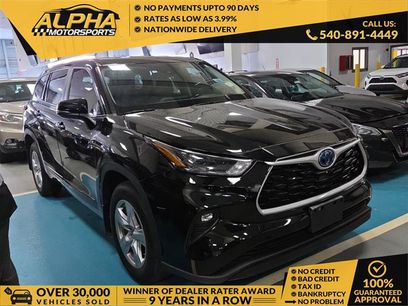 Used 2023 Toyota Highlander LE