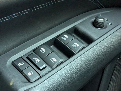 New 2026 Jeep Compass Latitude image 23