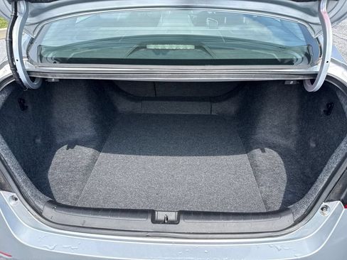 Used 2020 Honda Accord EX image 12