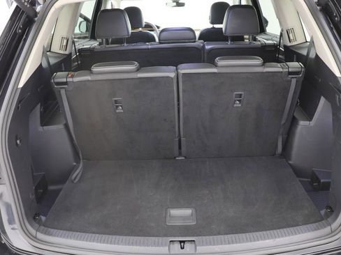 Used 2024 Volkswagen Atlas SE image 29