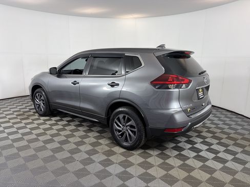 Used 2018 Nissan Rogue S image 8