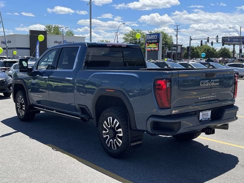 Used 2024 GMC Sierra 2500 Denali Ultimate AWD/4WD image 5