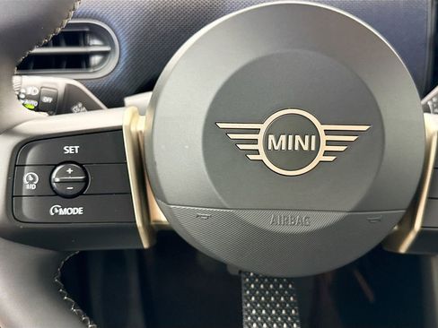 New 2026 MINI Cooper 4-Door Hardtop image 11