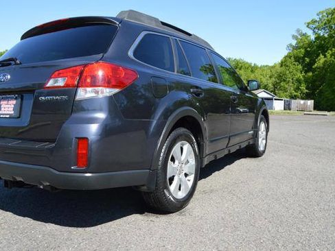 Used 2010 Subaru Outback 2.5i Premium w/ Protection Package 1A image 52