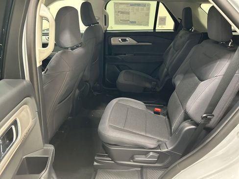 New 2026 Ford Explorer Active image 24