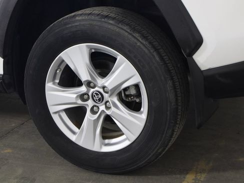 Used 2019 Toyota RAV4 XLE w/ Convenience Package AWD/4WD image 40
