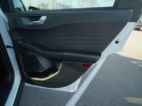 Used 2023 Ford Escape Active image 23