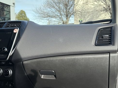 Used 2024 Mitsubishi Outlander Sport SE image 27