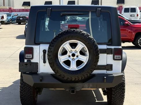 Used 2017 Jeep Wrangler Unlimited Sport w/ Max Tow Package AWD/4WD image 5