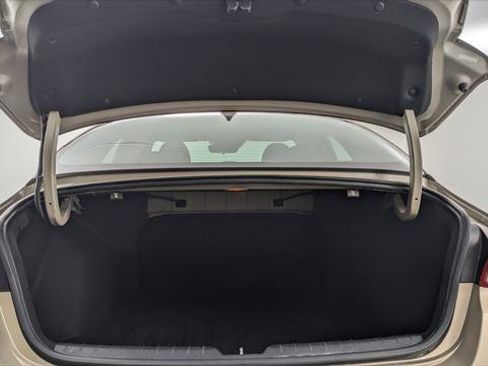 Used 2021 Kia K5 LXS image 18