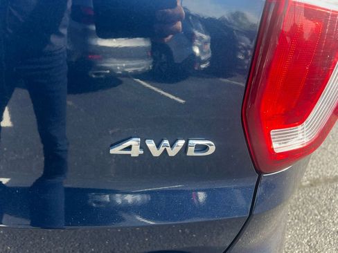 Used 2017 Ford Explorer 4WD image 9