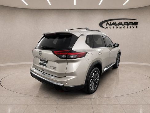 Used 2026 Nissan Rogue Platinum w/ Platinum Premium Package AWD/4WD image 9