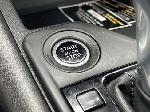 Used 2023 Nissan Sentra S image 28