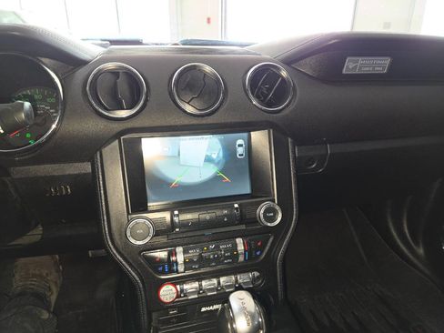 Used 2016 Ford Mustang GT Premium RWD image 31