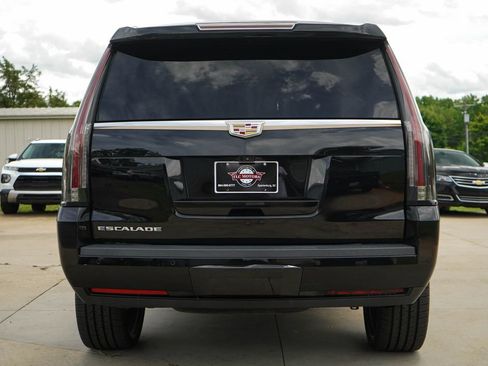 Used 2019 Cadillac Escalade Premium Luxury AWD/4WD image 20