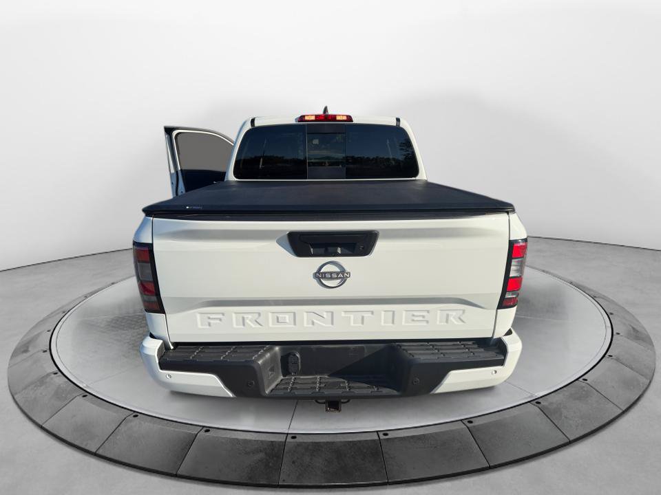 Used 2025 Nissan Frontier SV w/ SV Convenience Package RWD image 14