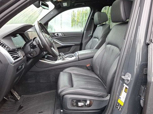 Used 2022 BMW X5 M50i w/ Executive Package AWD/4WD image 10
