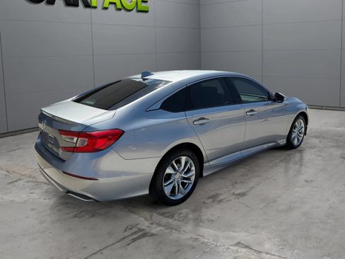 Used 2019 Honda Accord LX image 12
