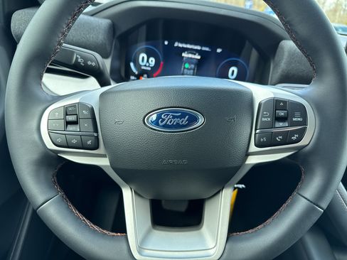 New 2026 Ford Explorer Active AWD/4WD image 20