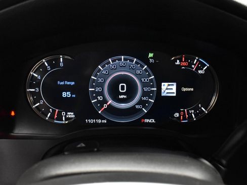 Used 2018 Cadillac Escalade Luxury AWD/4WD image 18