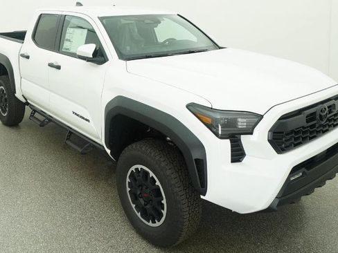 New 2026 Toyota Tacoma TRD Off-Road AWD/4WD image 29