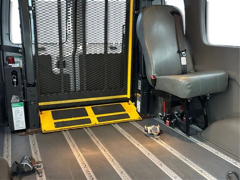 Used 2013 Ford E-250 and Econoline 250 Extended Van 3D w/ PWR Group image 41